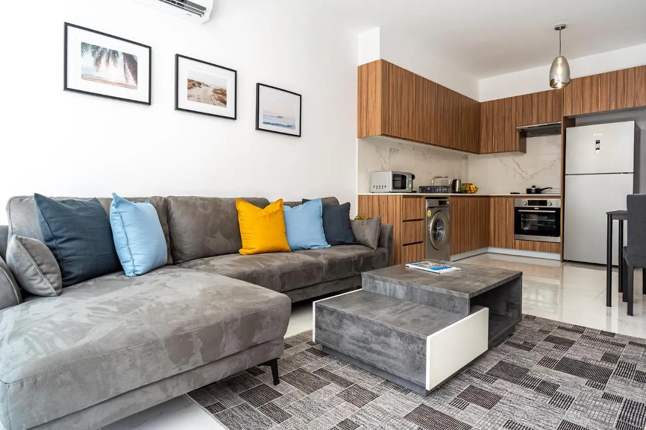 Miles 2-Bedroom Apt In Livadia 0*, Livadhia Cyprus